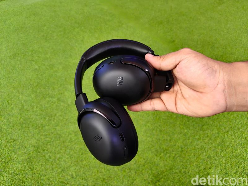 JBL Tour One M3
