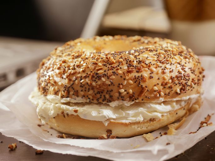 Yuk Kenalan dengan 4 Jenis Roti Populer, Brioche hingga Sourdough!