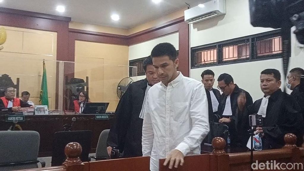 Urine Jonathan Frizzy Negatif Usai Coba Vape Berisi Etomidate di Bangkok