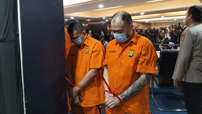 Ken (kanan) dan Dwi Hartono (kiri) (Wildan/detikcom)
