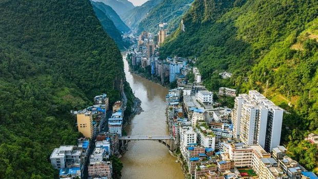 Kota Yanjin di China