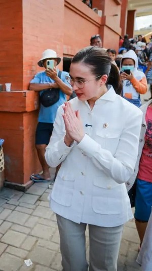  Menteri Pariwisata Pastikan Bali Tetap Terbuka Bagi Wisatawan