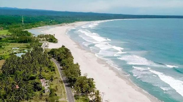 Pantai Mandiri