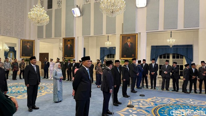 Pelantikan Menko Polkam, Menpora dan anggota kabinet lainnya di Istana Kepresidenan Jakarta, Rabu (17/9/2025). (Eva/detikcom)