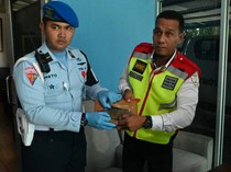 Personel TNI AU-Avsec Gagalkan Penyelundupan 4,2 Kg Ganja di Bandara SIM