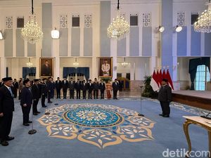 11 Pejabat Baru Kabinet Prabowo Resmi Dilantik di Istana Negara