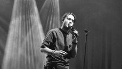 Restu Van Houten Dulu Gak Terlalu Suka Lagu Charly, Kini Berubah Restu Van Houten Dulu Gak Terlalu Suka Lagu Charly, Kini Berubah
