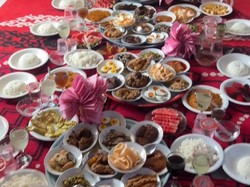 Viral Batal Lamaran, Wanita Sudah Siapkan Makanan tapi Keluarga Pacar Mangkir