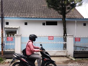 Dapur MBG di Turangga Bandung Disegel Warga