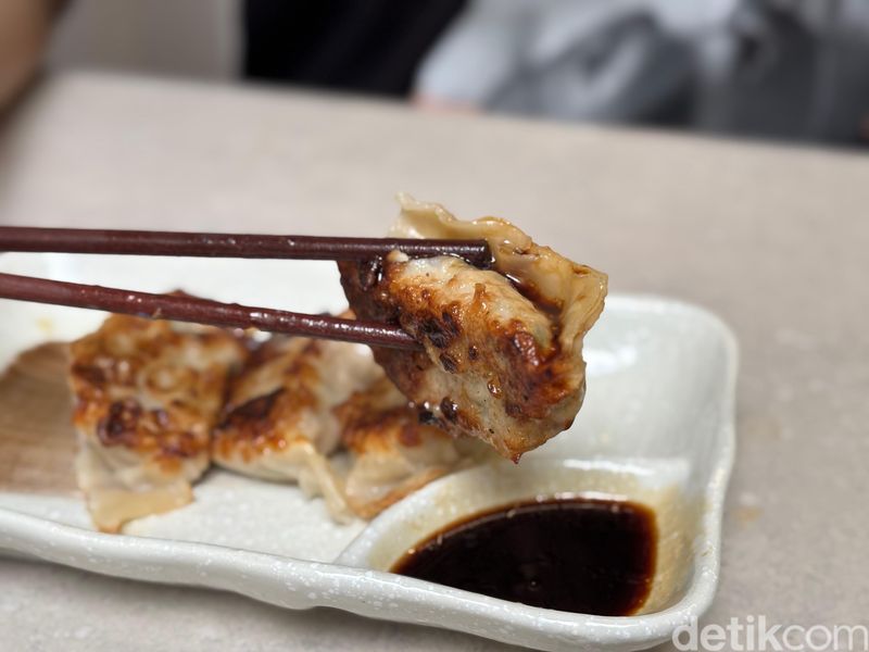 Menu makanan di Suko Ramen