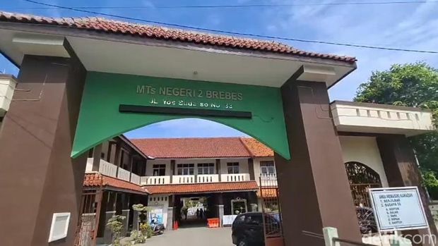 Surat MTsN 2 Brebes soal MBG viral. Surat MTsN 2 Brebes soal MBG viral.