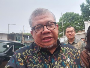 Prabowo Minta Lahan KAI yang Nempel Stasiun Dibangun Rusun Murah