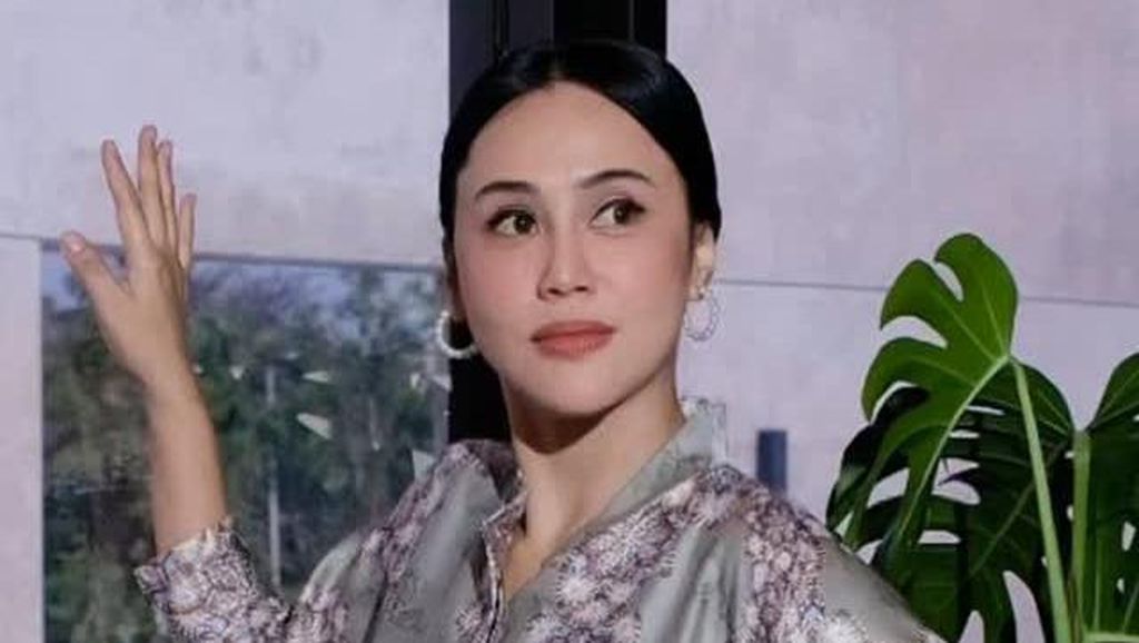 Winda Saskia Lebarkan Sayap ke Fashion