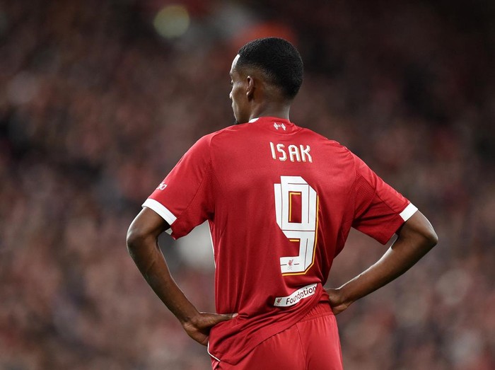 Soccer Football - UEFA Champions League - Liverpool v Atletico Madrid - Anfield, Liverpool, Britain - September 17, 2025 Liverpool's Alexander Isak looks on REUTERS/Peter Powell