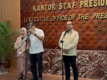 Video Momen AM Putranto Menangis Saat Sertijab KSP ke Qodari