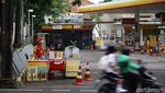 BBM Kosong, Pegawai SPBU Shell Beralih Dagang Snack di Pinggir Jalan