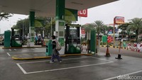 Dampak kekosongan pasokan tak hanya dirasakan konsumen, tetapi juga operasional SPBU swasta. Jika kondisi berlanjut, karyawan dikhawatirkan terdampak hingga dirumahkan karena turunnya pendapatan. 