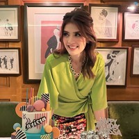 7 Foto Carissa Puteri Ultah ke-41, Wajah Cantik Seperti Tak Menua Curi Atensi 7 Foto Carissa Puteri Ultah ke-41, Wajah Cantik Seperti Tak Menua Curi Atensi