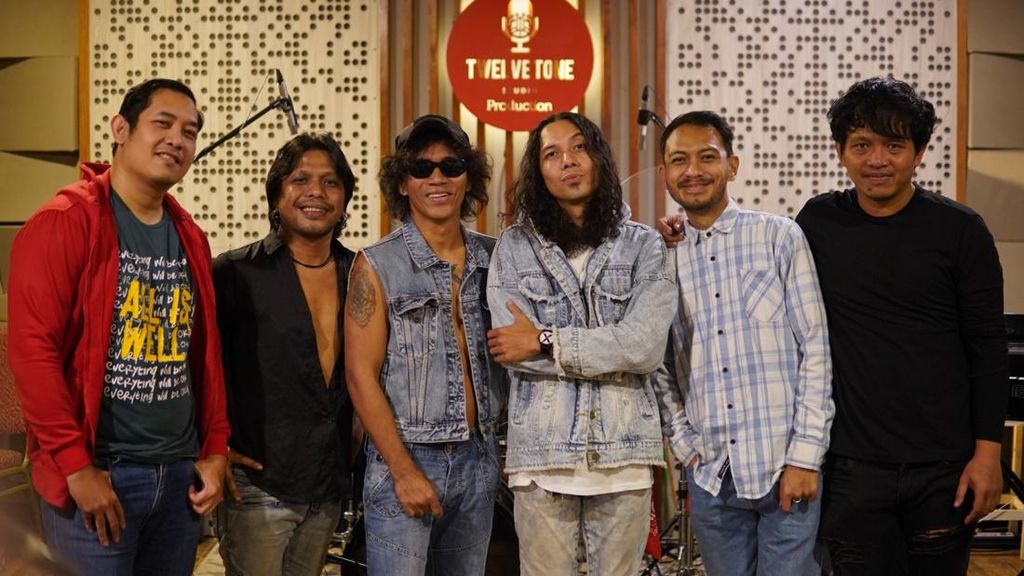 Desember Project Ramaikan Musik Indonesia, Dapat Support dari Slank