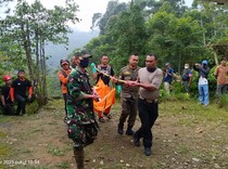 Video: Jasad Pria Nyangkut Ditemukan di Curug Seribu Bogor