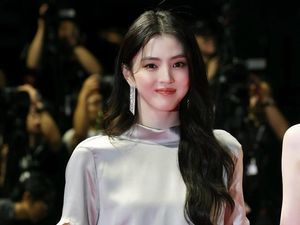 Adu Gaya 10 Aktris di Busan Film Festival, Han So Hee Hingga Lisa BLACKPINK