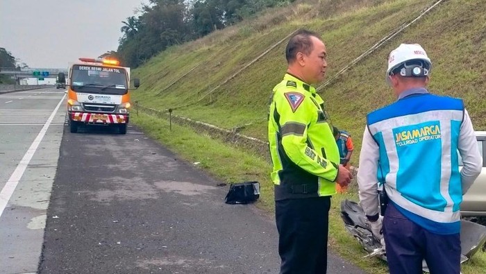 Kecelakaan di Tol Barukan KM 460+200 A, Kabupaten Salatiga, Kamis (18/9/2025).