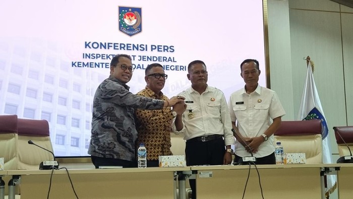 Walkot Prabumulih Minta Maaf ke Kepsek yang Sempat Dicopot: Saya Akui Salah
