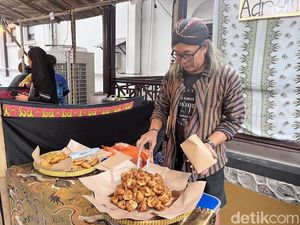 Nikmatnya Kue Kontol Kejepit di Pasar Kangen Jogja, Cukup Bayar Rp 10 Ribu!