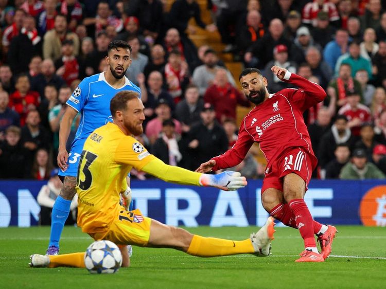 Salah Lewati Steven Gerrard, Dekati Rekor Carragher di Liga Champions