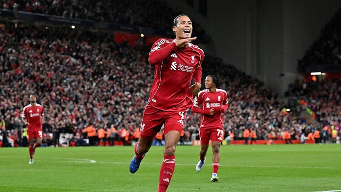 Video: Liverpool Menang Dramatis, Van Dijk Pahlawannya