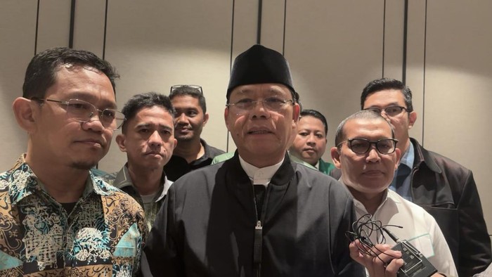 Plt Ketua Umum (Ketum) PPP Muhamad Mardiono menyambut deklarasi dukungan pengurus DPW-DPC dari 33 provinsi untuk maju caketum partai periode 2025-2030.
