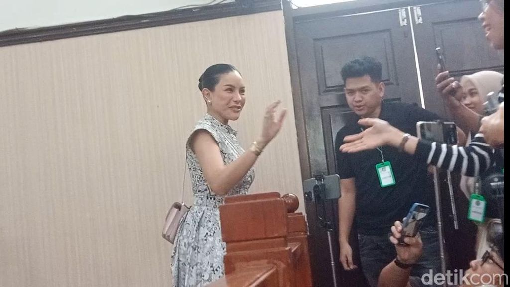 Alasan Nikita Mirzani Gugat Lagi Reza Gladys Rp 114 M: Saya Sudah Rugi Banyak!