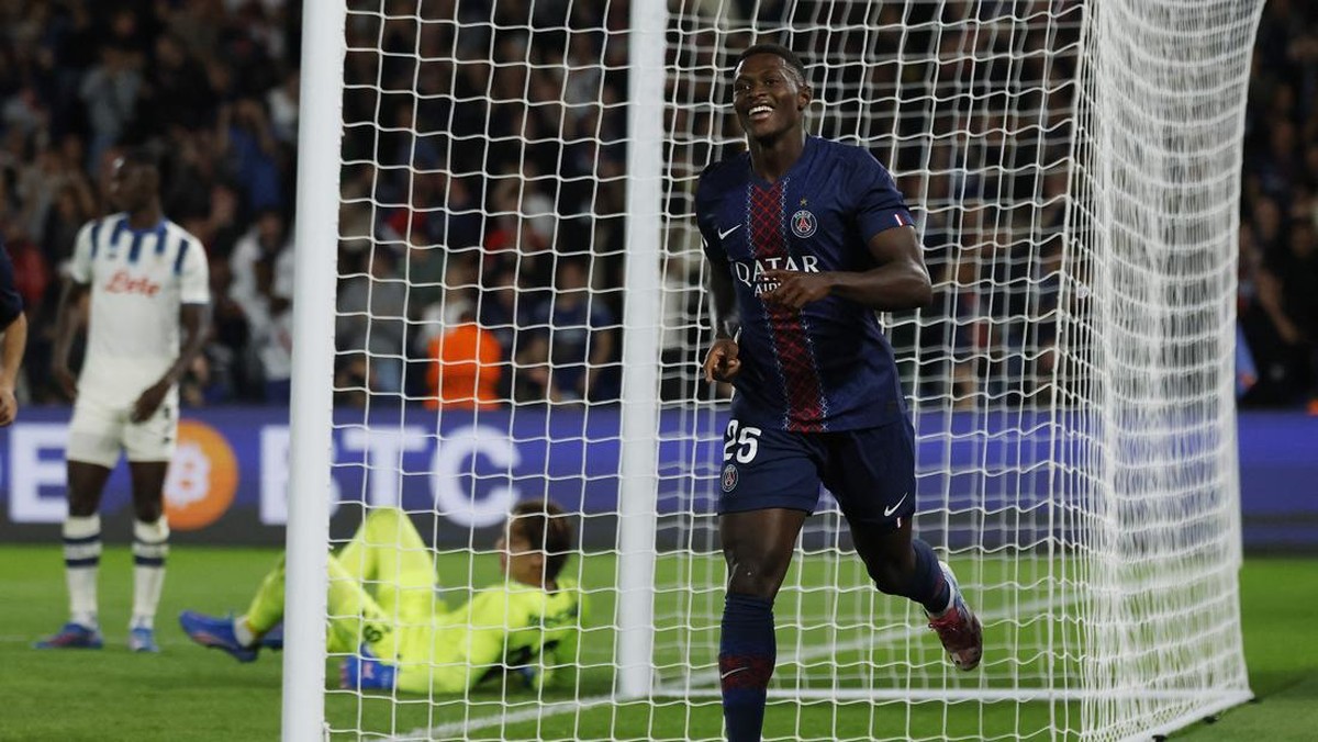 Hasil PSG vs Atalanta. (Foto: REUTERS/Stephanie Lecocq)