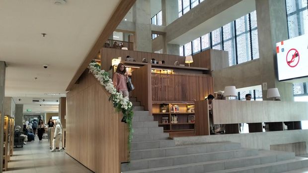 Perpustakaan Jakarta Kompleks TIM, Cikini, Jakarta Pusat