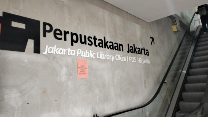Perpustakaan Jakarta Kompleks TIM Cikini, Jakarta Pusat