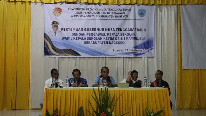 Pertemuan antara kepala sekolah se-Nagekeo, Kamis (18/9/2025). (Dok. Humas Pemprov NTT)