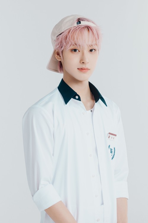 SMTR25: Hyunjun.