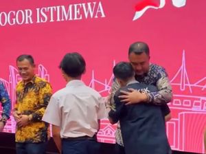 Viral Siswa SMK dan Adik yang SMP Gantian Seragam-Sepatu di Bogor, Berujung Begini
