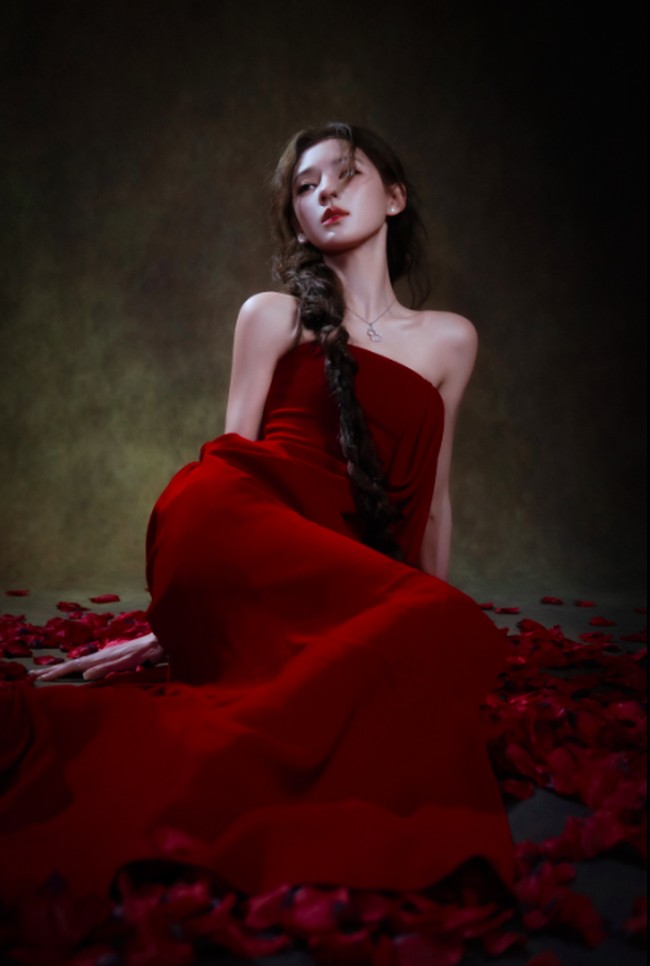 Banyak orang memuji penampilan Zhang yang disebut mirip boneka hidup. Foto: Instagram