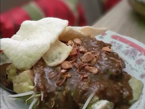 Aneka Makanan di Kedai Dawet Surya Jaya Sidoarjo Aneka Makanan di Kedai Dawet Surya Jaya Sidoarjo