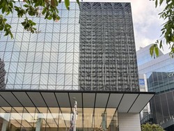 Potret Antrean Sambut iPhone 17 dan Air di Orchard Road