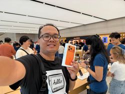 Potret Antrean Sambut iPhone 17 dan Air di Orchard Road