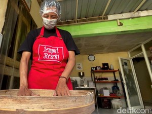 Korban PHK Ini Sukses Jadi Juragan Kecap di Malang