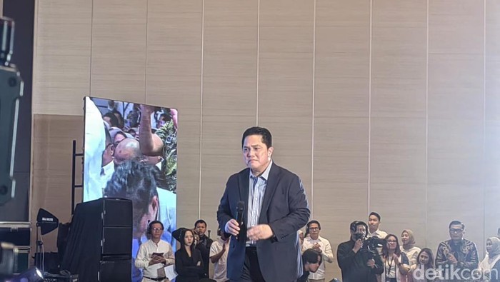 Erick Thohir menangis