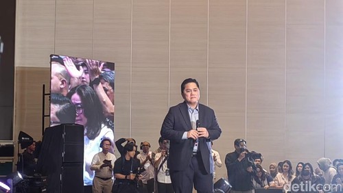 Erick Thohir menangis