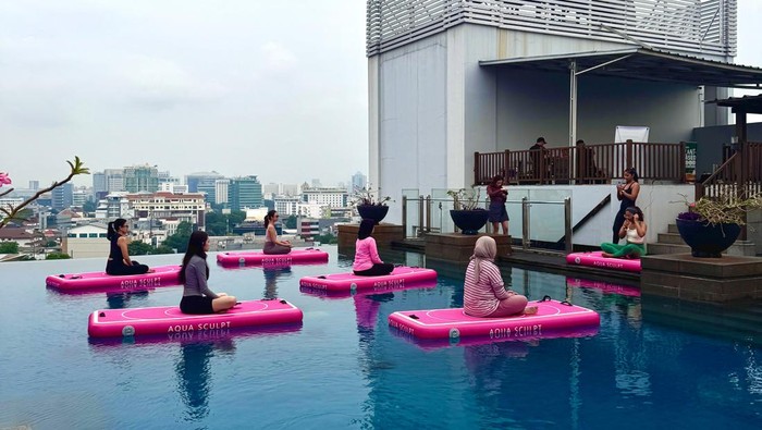 Floating Pilates Pertama di Jakarta