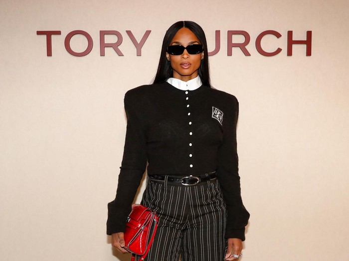 NEW YORK, NEW YORK - SEPTEMBER 11: Olivia Wilde attends the Michael Kors Collection Spring/Summer 2026 Runway Show at Terminal Warehouse on September 11, 2025 in New York City. (Photo by Jamie McCarthy/Getty Images for Michael Kors)