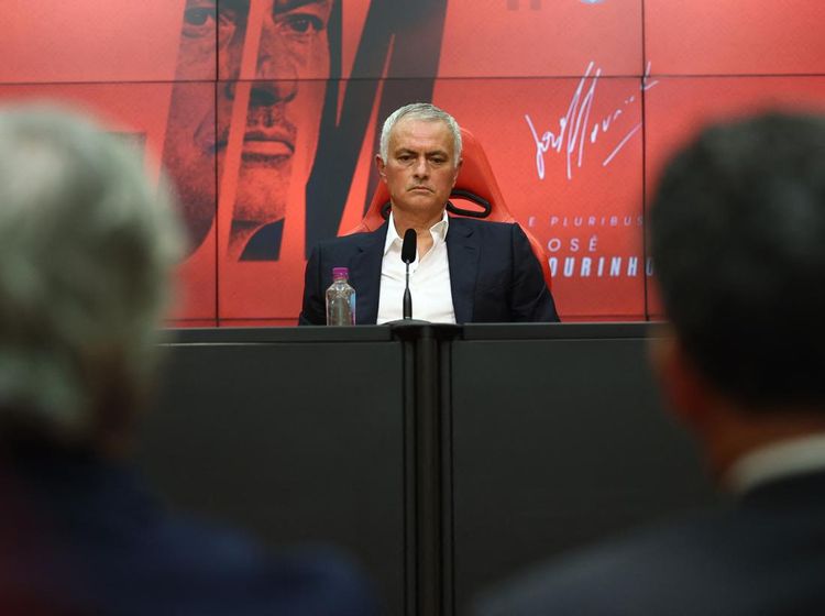 Mourinho Vs Dua Mantan di Liga Champions