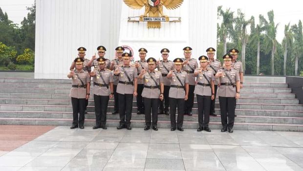 Korlantas Polri Ziarah ke TMP Kalibata