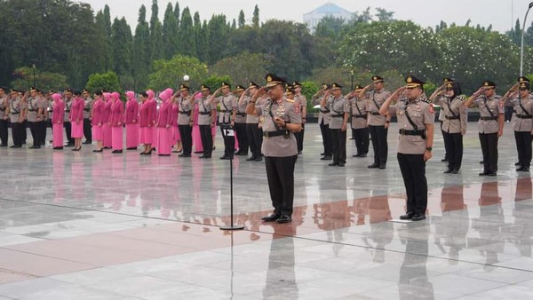 Momen Korlantas Polri Ziarah di TMP Kalibata Jelang Hari Lalu Lintas Bhayangkara ke-70